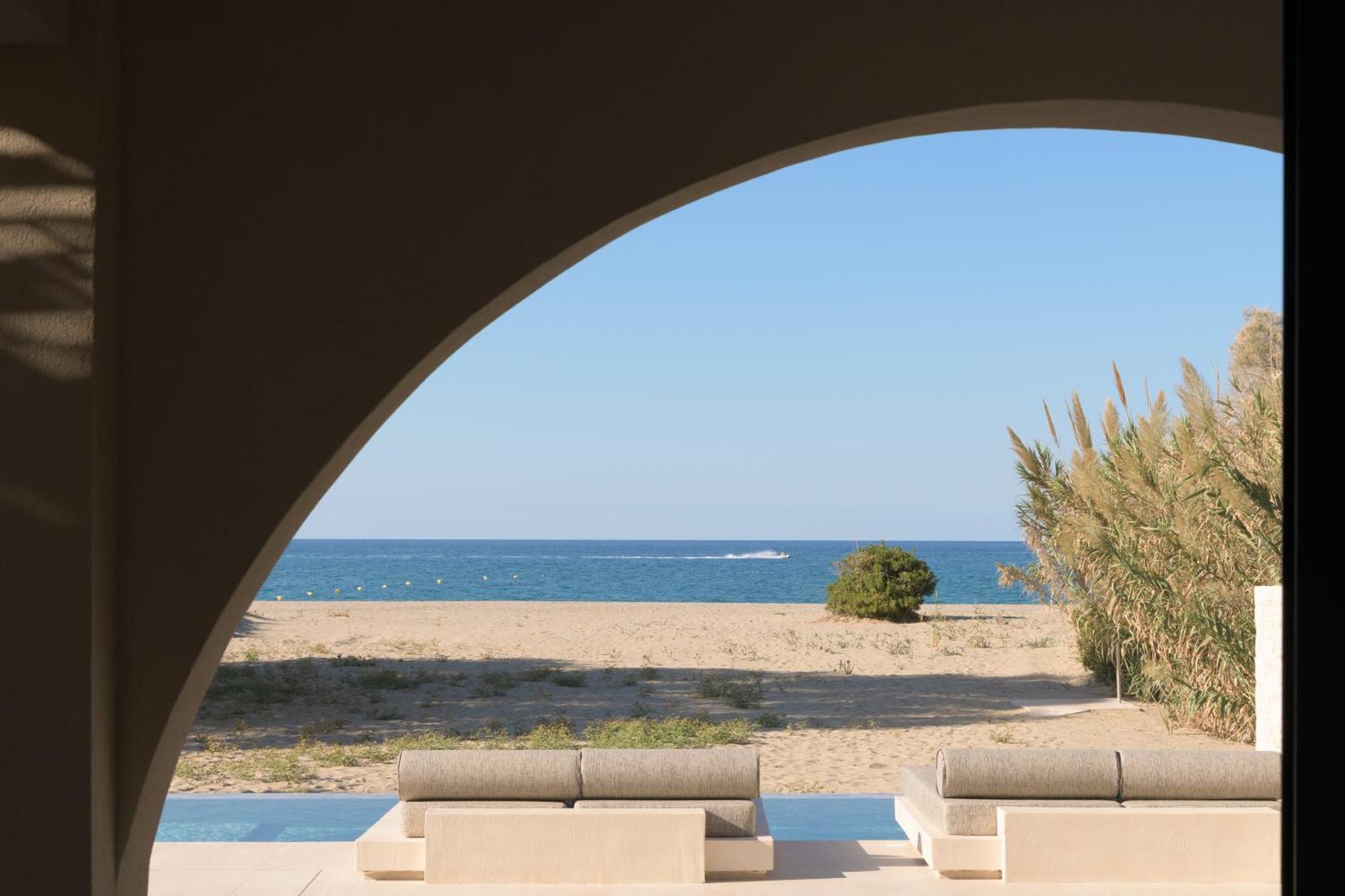 Dyo Beach Suites Rethymno Exterior foto